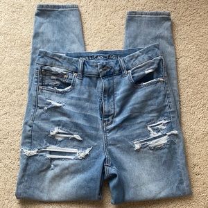 American eagle distressed skinny jeans